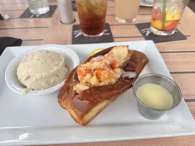 Fresco's Waterfront Bistro