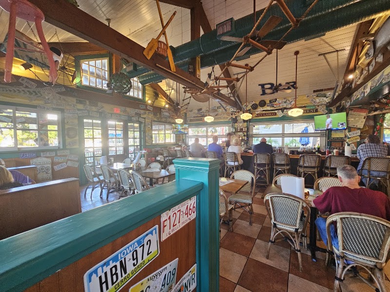 Fourth Street Shrimp Store