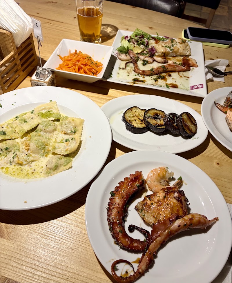 Seafood Market & Grill