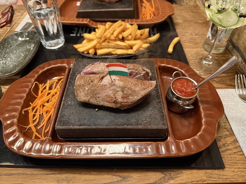 Hot Stone Steakhouse Budapest