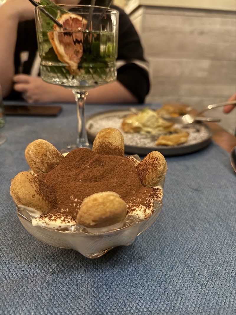 Trattoria Mezzaluna