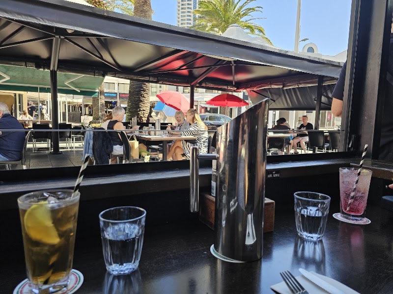 Costa D'oro Italian Restaurant & Pizzeria