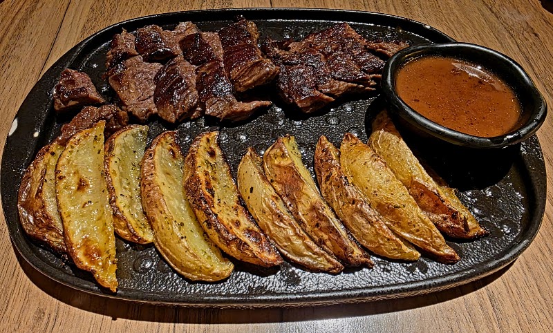 Happy Bar & Grill Sveta Nedelya