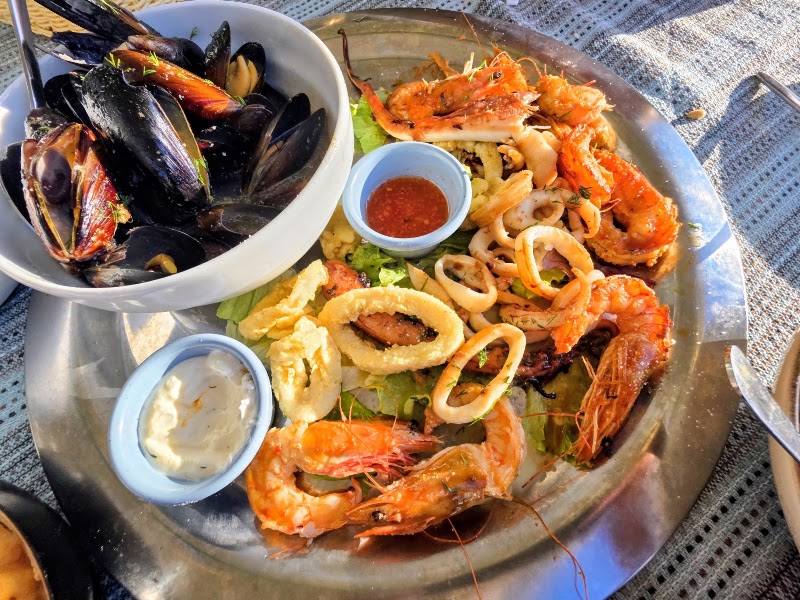 Familia Fish & Grill